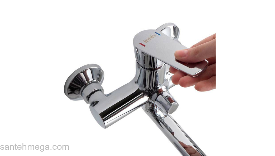 Смеситель для ванны с длинным изливом с керамическим дивертором Runo IDDIS RUNSBL2i10WA. Фото