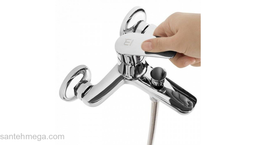 Смеситель для ванны Niagara Milardo NIASB00M02. Фото