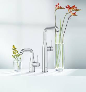 Смеситель для раковины GROHE Essence New 23480001. Фото