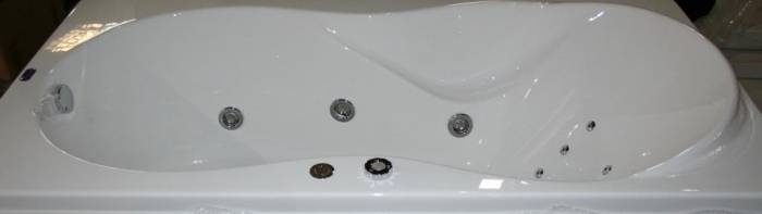 Ванна АКВАТЕК Мартиника 180х90 с гидромассажем. Фото